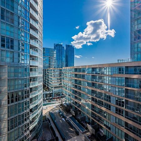 Leckie Luxurious Suites Toronto Exterior foto