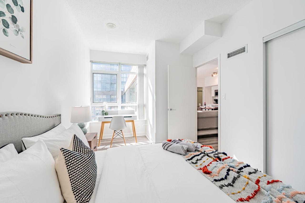 Leckie Luxurious Suites Toronto Exterior foto